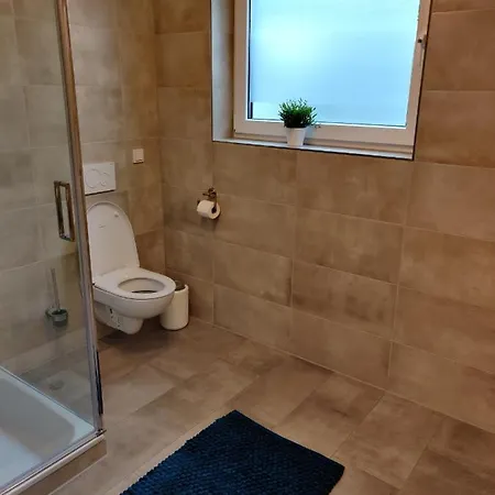 Moderne Neubau Apartment