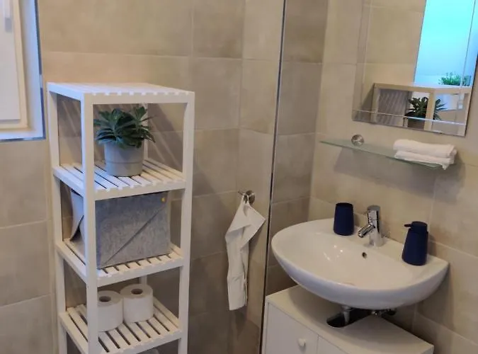 Apartment Moderne Neubau *